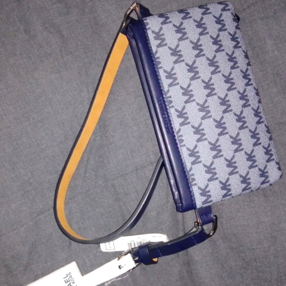 NWT Michael kors belt bag